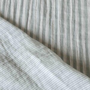 Van schie raamdecoratie & stoffen 1 Coupon 40cm hydrofiel yarn dyed strepen lichtgroen/offwhite