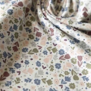 Jersey kleine bloemen pastel/offwhite