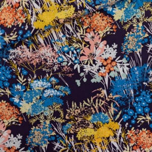See You at Six - Ecovero viscose satijn wild flowers avondblauw