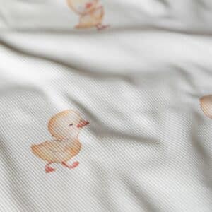 Van schie raamdecoratie & stoffen 7 Rib jersey eendjes offwhite