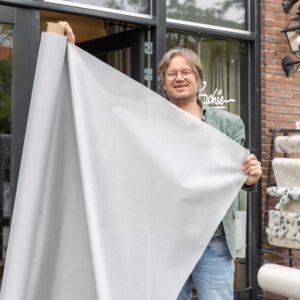 Van schie raamdecoratie & stoffen 1 Warmte- en zonwerend doek 220cm breed