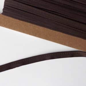 Van schie raamdecoratie & stoffen 32 Paspelband jersey 3mm donkerbruin (501)