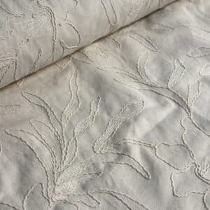 Van schie raamdecoratie & stoffen 1 Denim geborduurde bloemen naturel