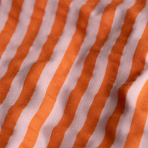 Van schie raamdecoratie & stoffen 9 Coupon 50cm seersucker strepen roze/tangerine