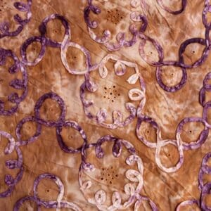 Tie dye broderie roestbruin